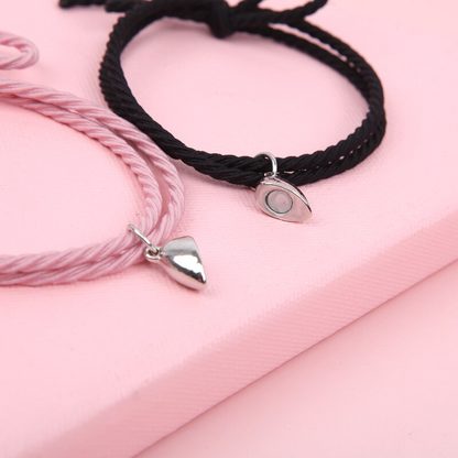 SET DE PULSERAS DE CORAZÓN CON IMÁN - ENVÍO GRATIS